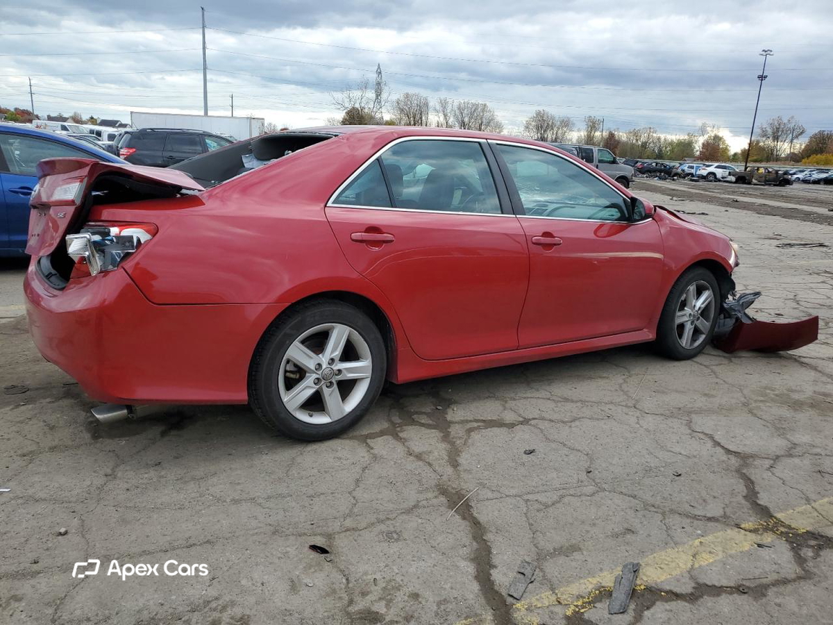 Toyota Camry 2014