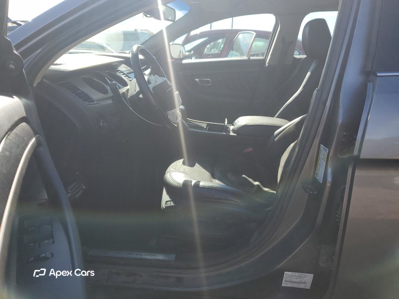 Ford Taurus 2011
