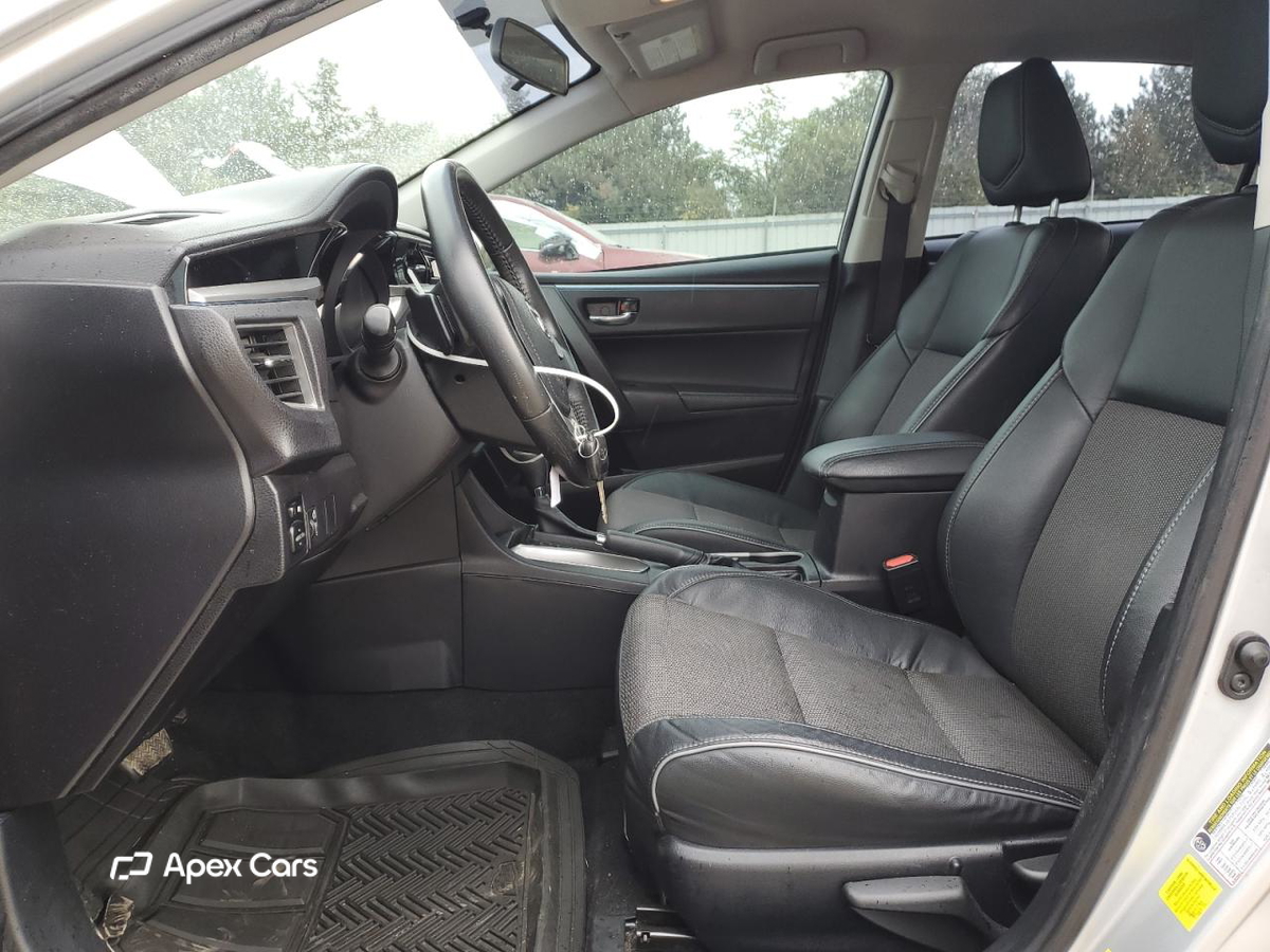 Toyota Corolla 2015