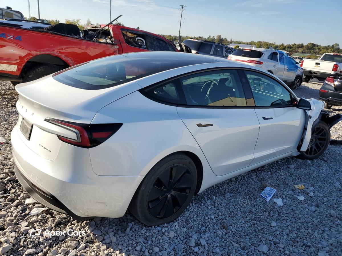 Tesla Model 3 2024