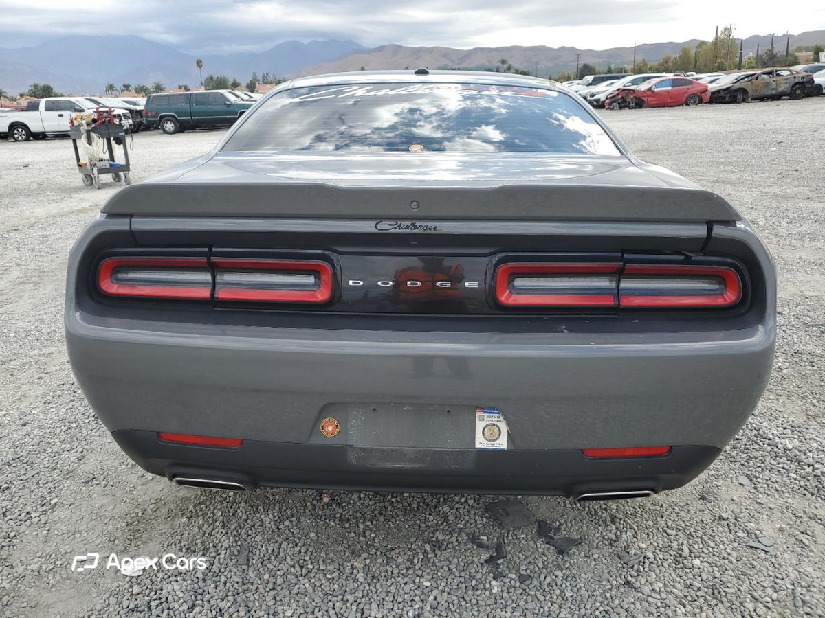 Dodge Challenger 2019