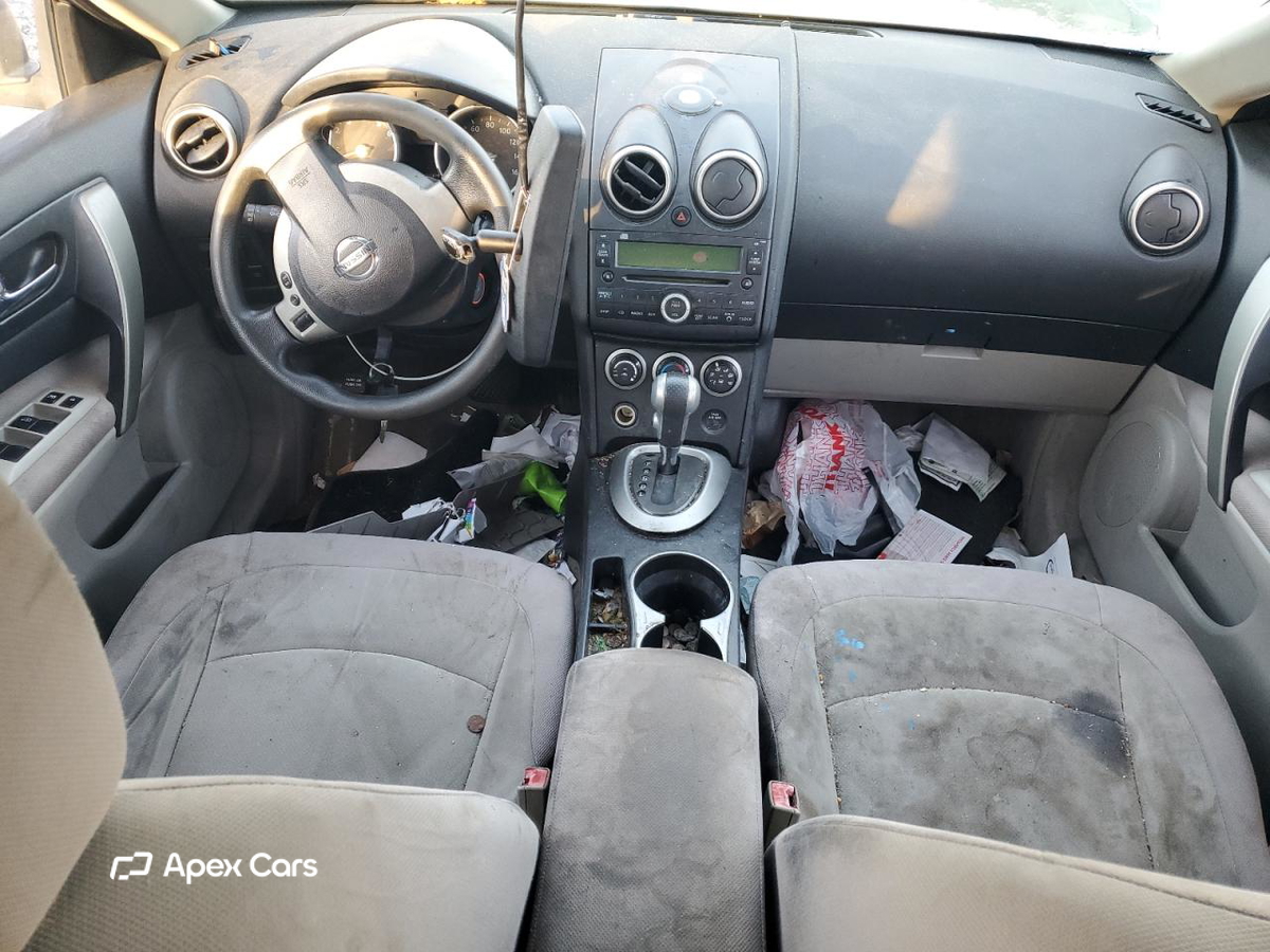 Nissan Rogue 2010