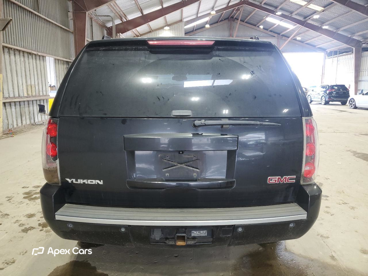 GMC Yukon 2013