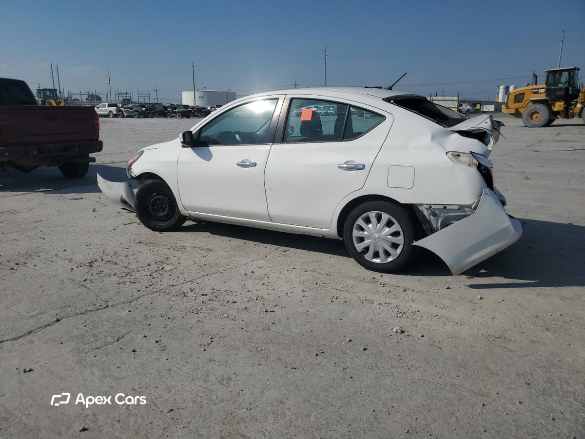 Nissan Versa 2019
