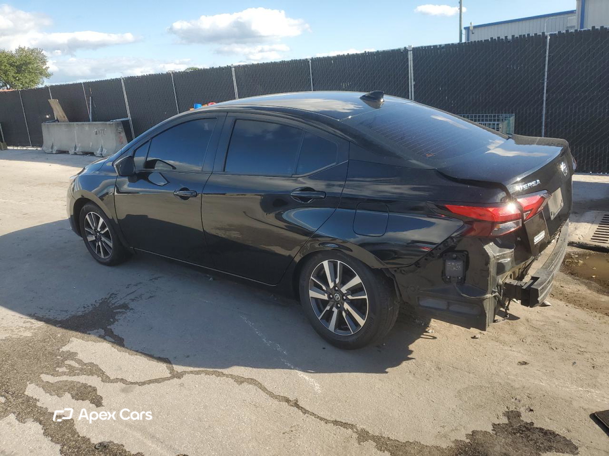 Nissan Versa 2021