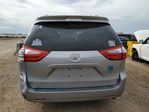 Toyota Sienna 2015