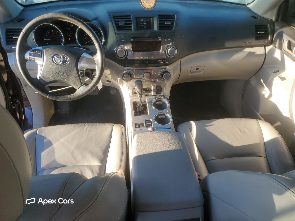 Toyota Highlander 2011