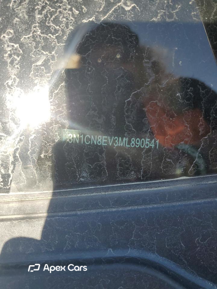 Nissan Versa 2021