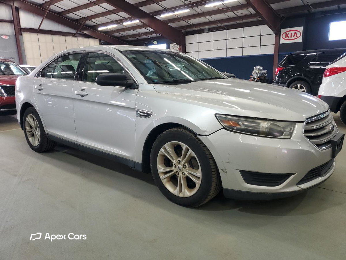 Ford Taurus 2016
