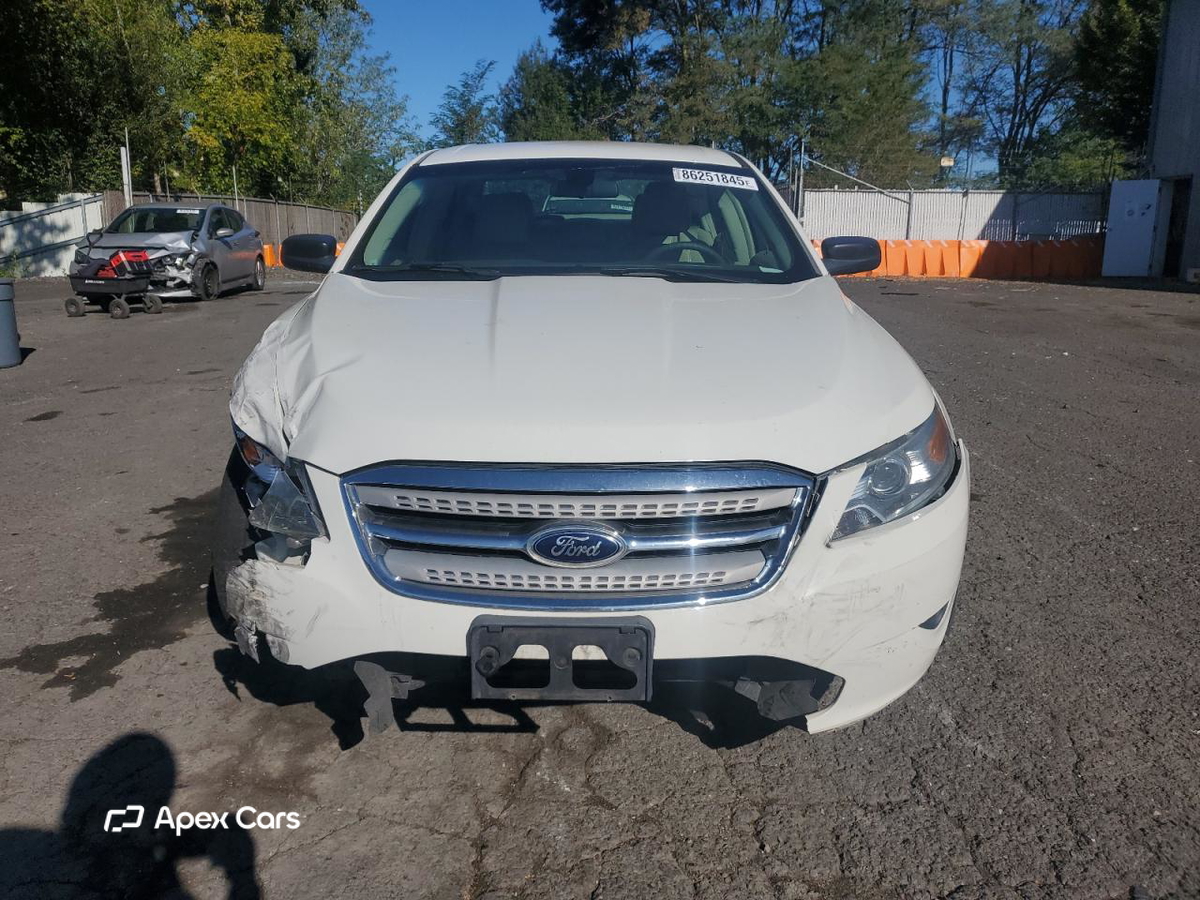 Ford Taurus 2012