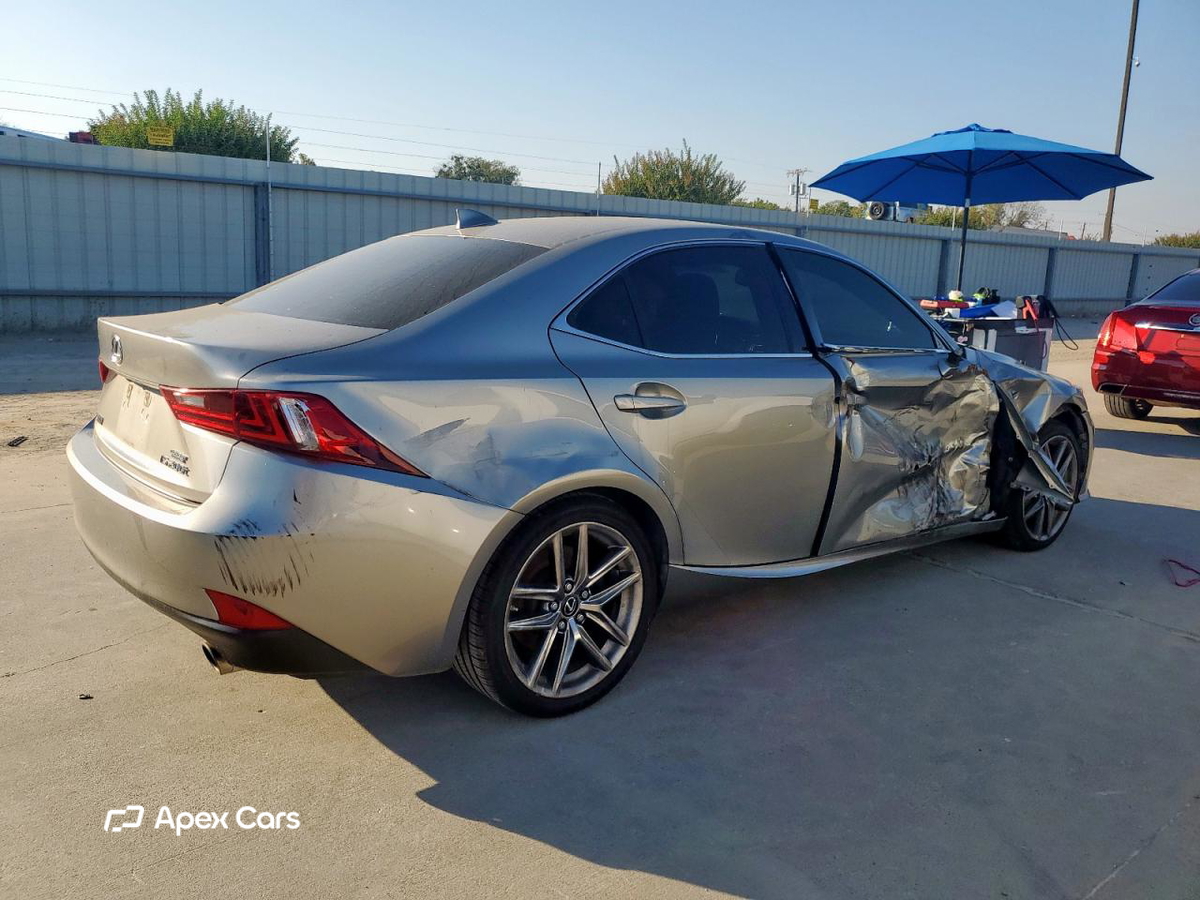 Lexus IS 2016