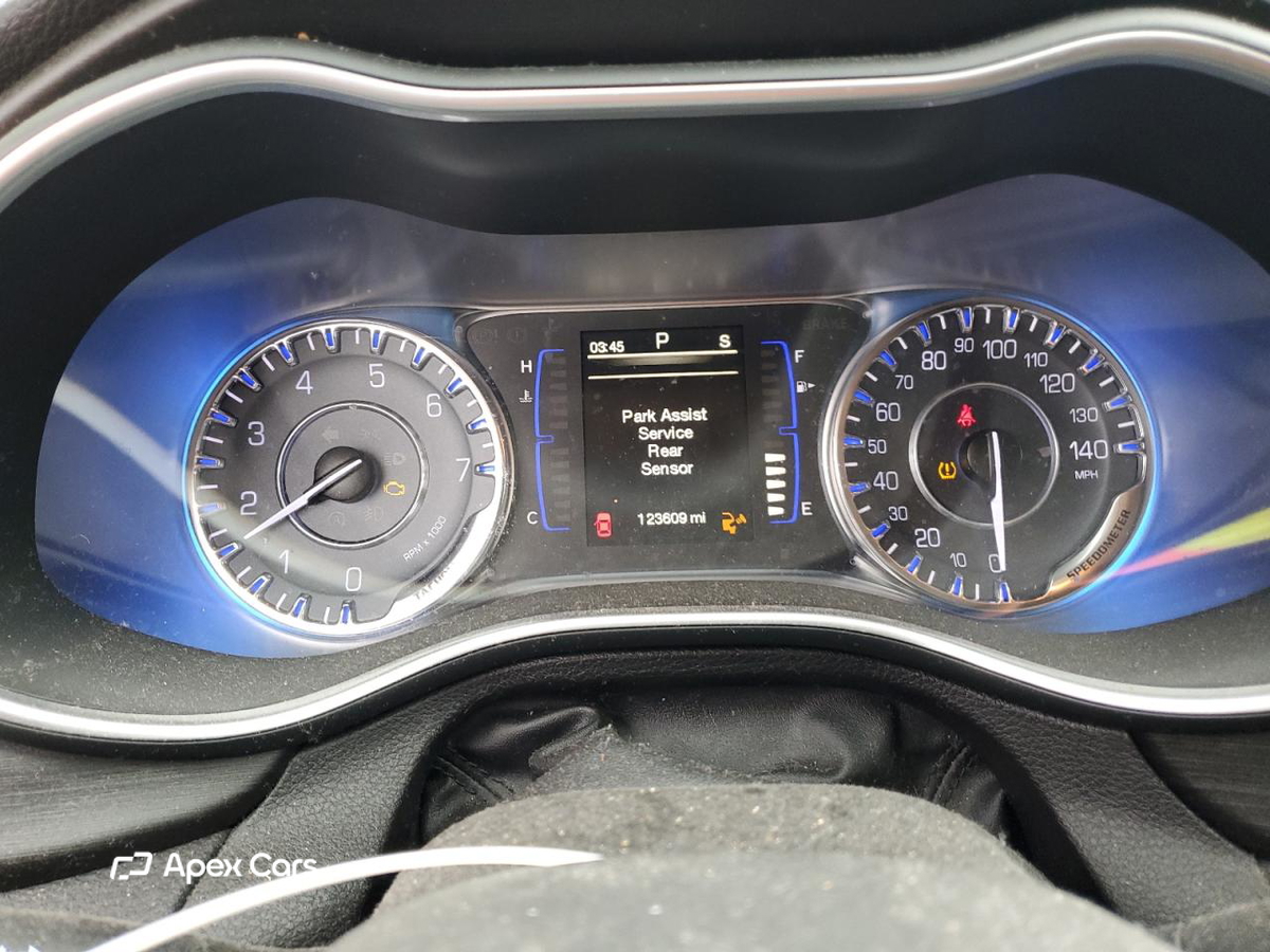 Chrysler 200 2015