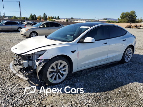 Tesla Model 3 2021 - Image 1 of 14