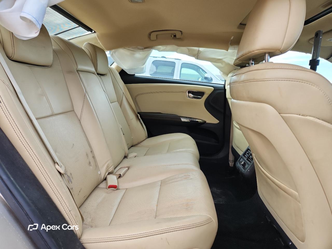 Toyota Avalon 2016