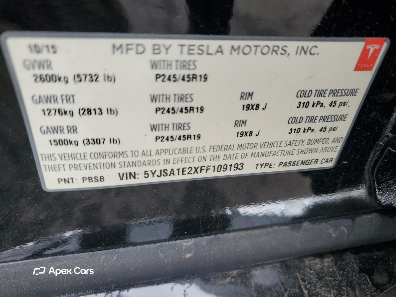 Tesla Model S 2015