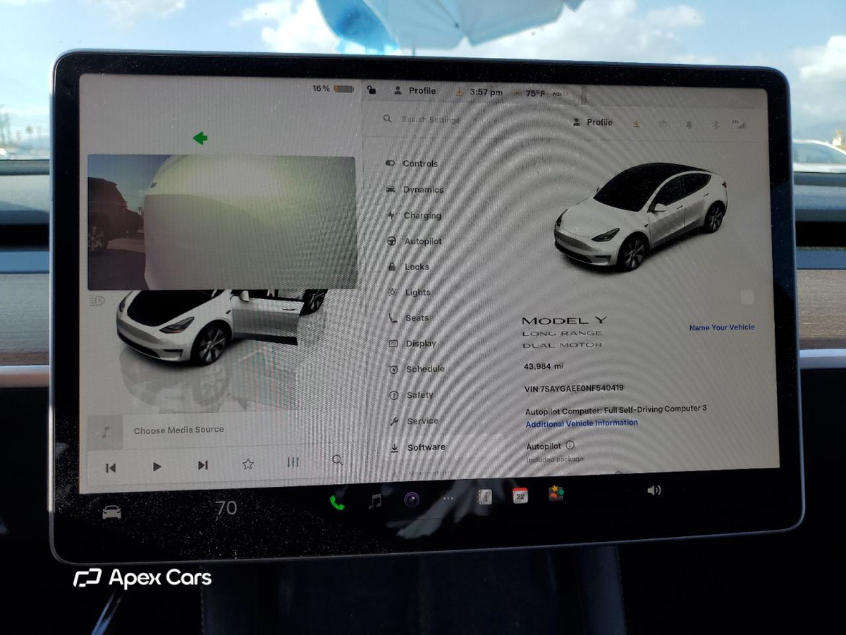Tesla Model Y 2022