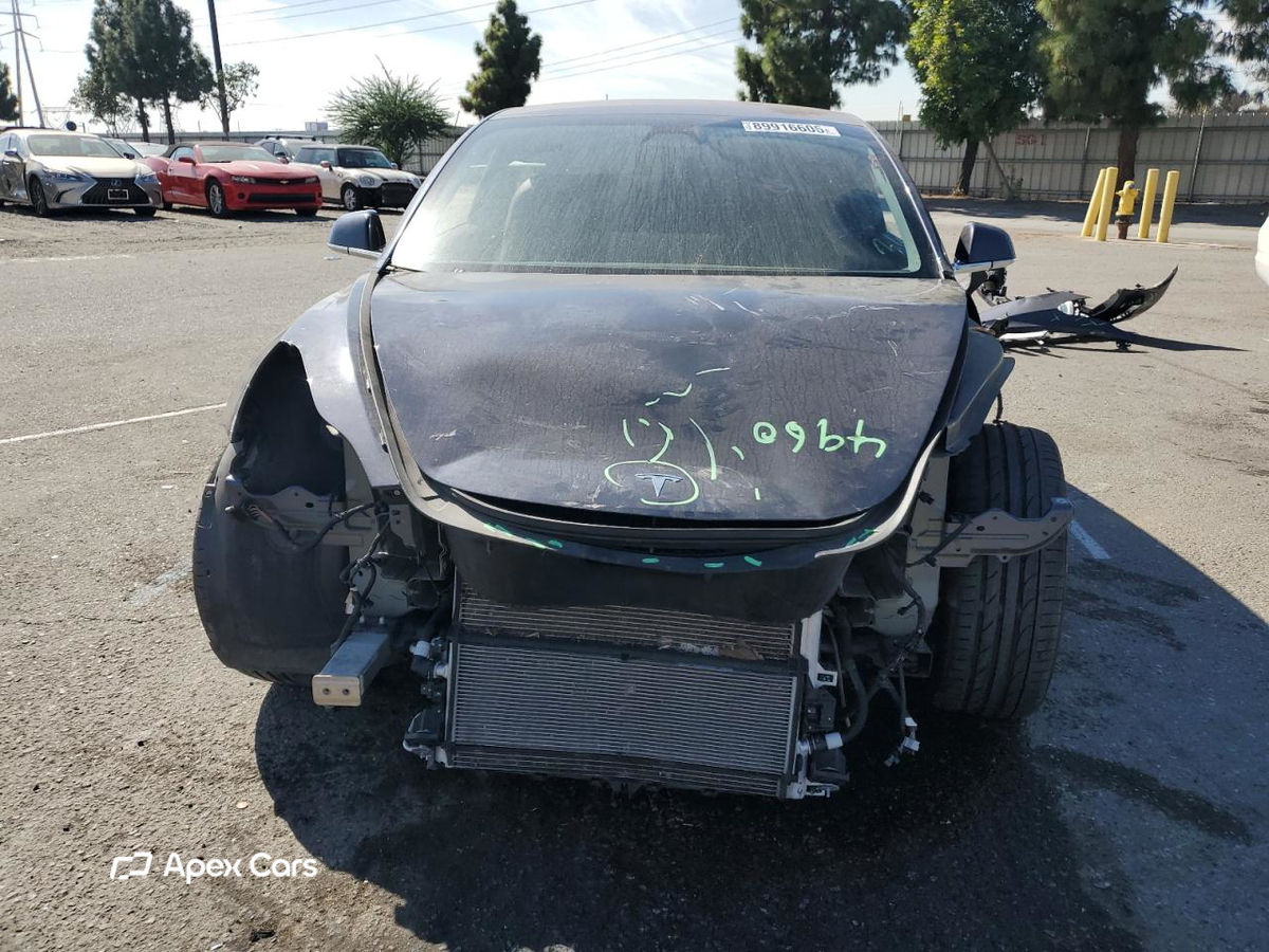 Tesla Model 3 2018