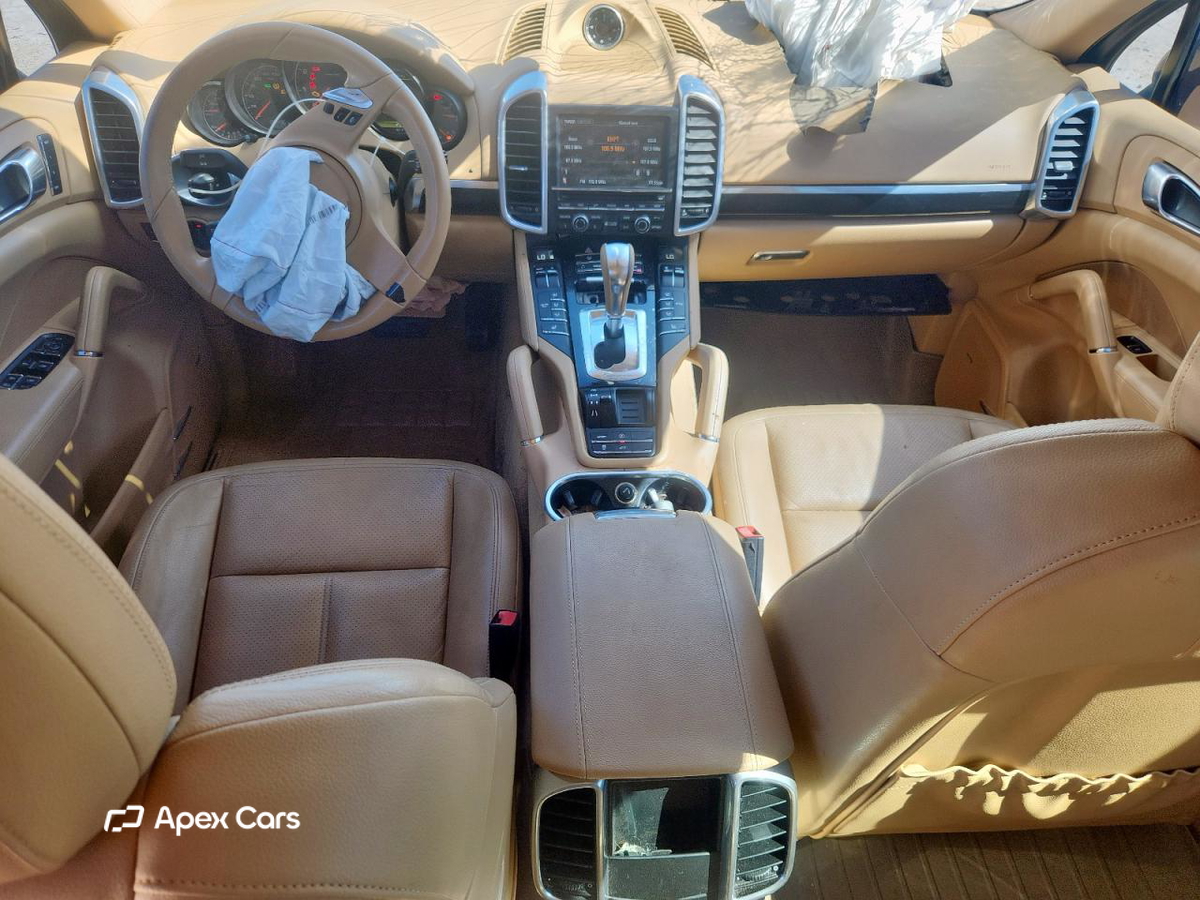 Porsche Cayenne 2011