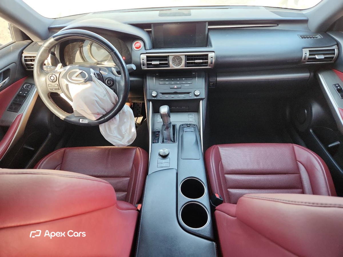 Lexus IS 2015