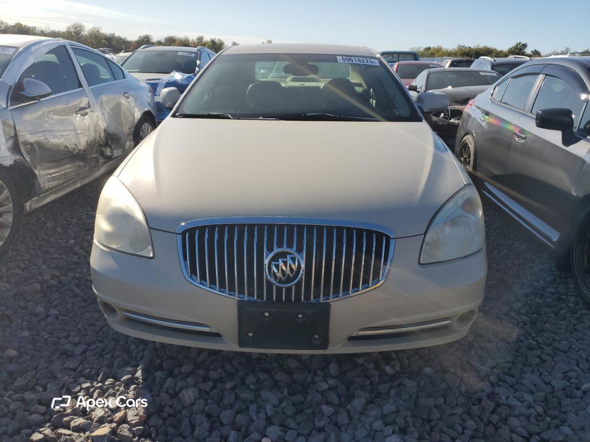 Buick Lucerne 2011