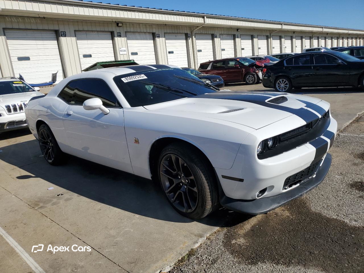 Dodge Challenger 2020