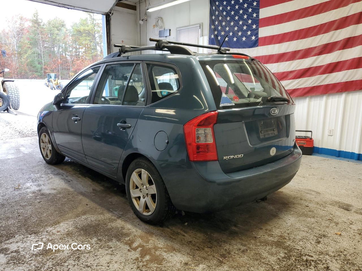 Kia Rondo 2009