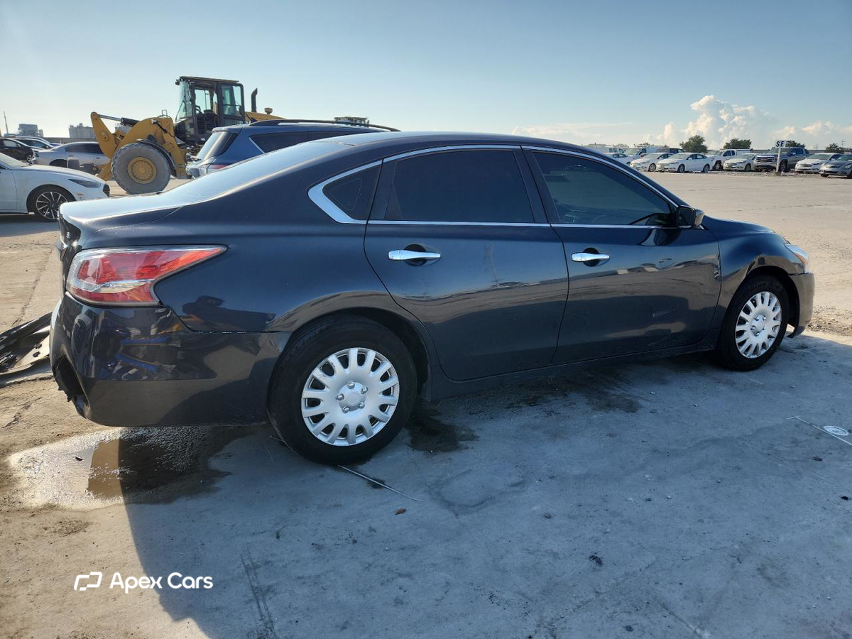 Nissan Altima 2015