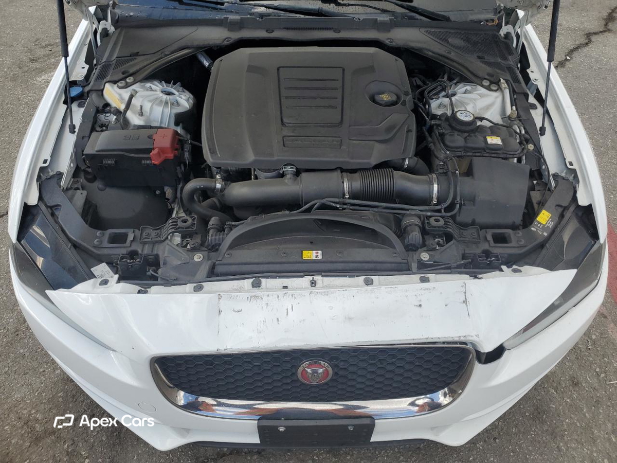 Jaguar XE 2019