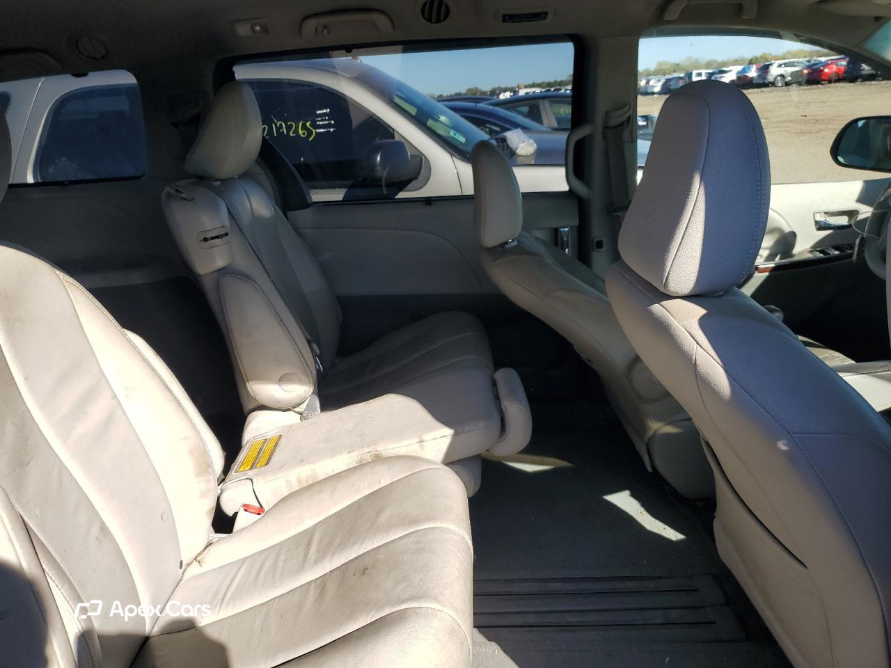 Toyota Sienna 2012