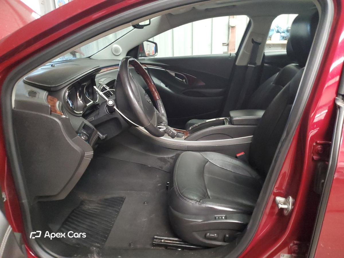 Buick LaCrosse 2011