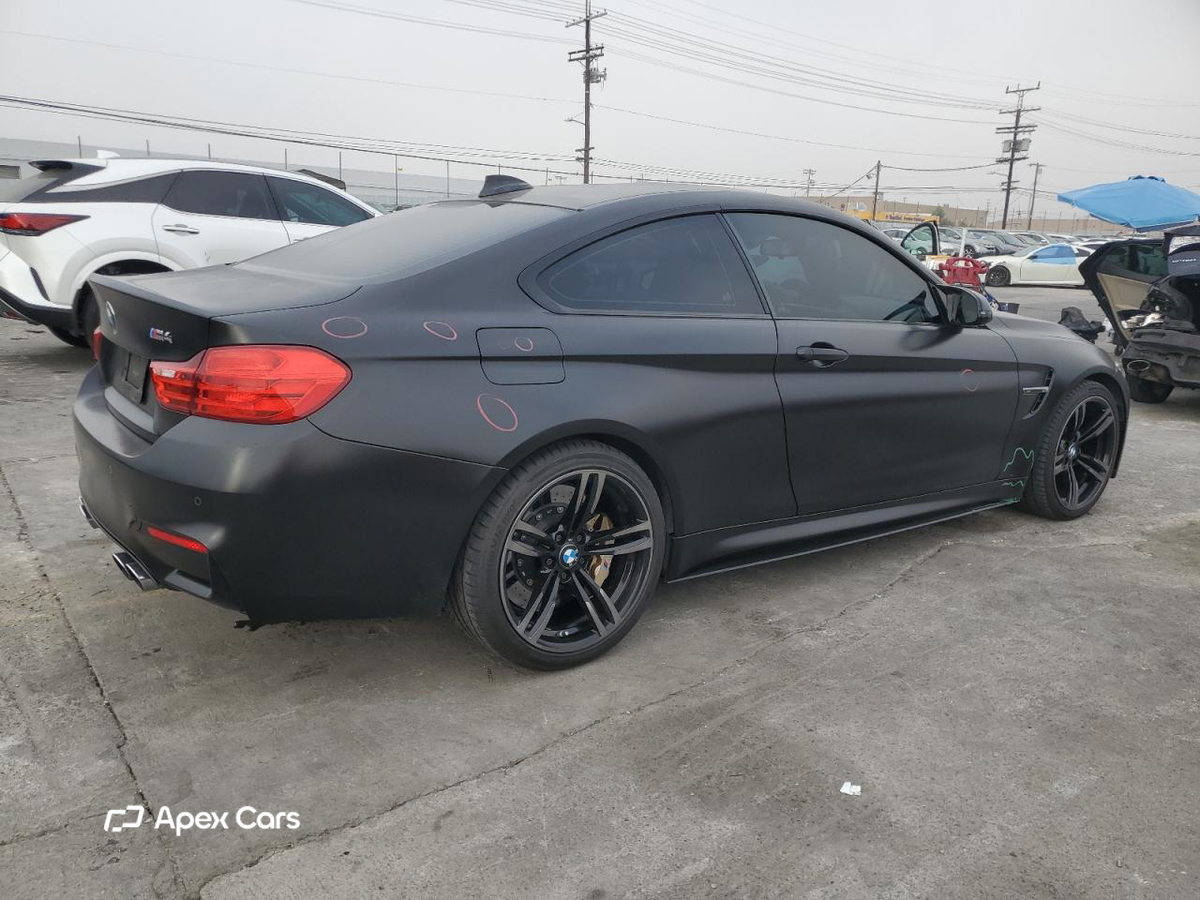 BMW M4 2015