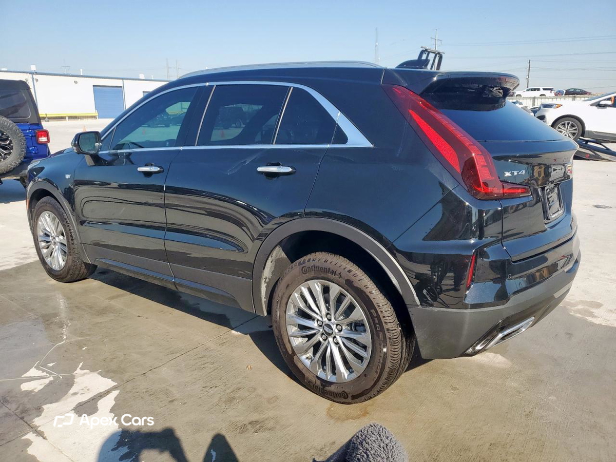 Cadillac XT4 2025