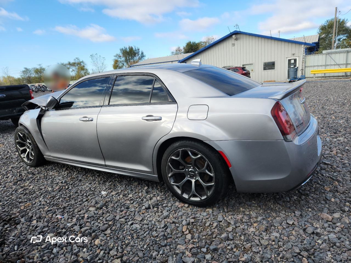 Chrysler 300 2017