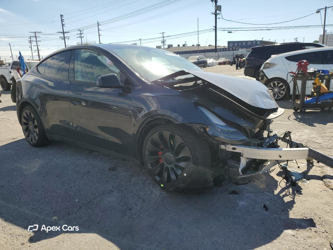 Tesla Model Y 2024