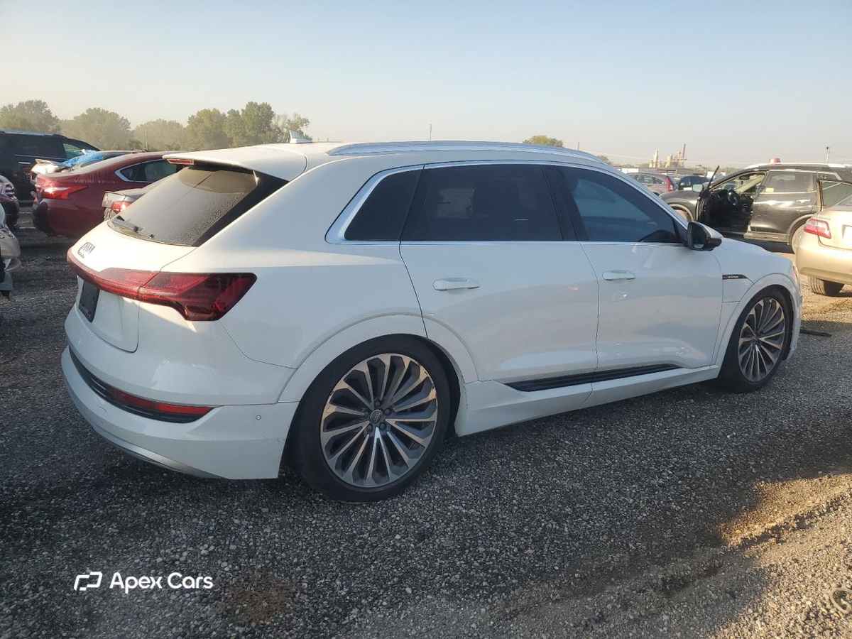 Audi e-tron 2019