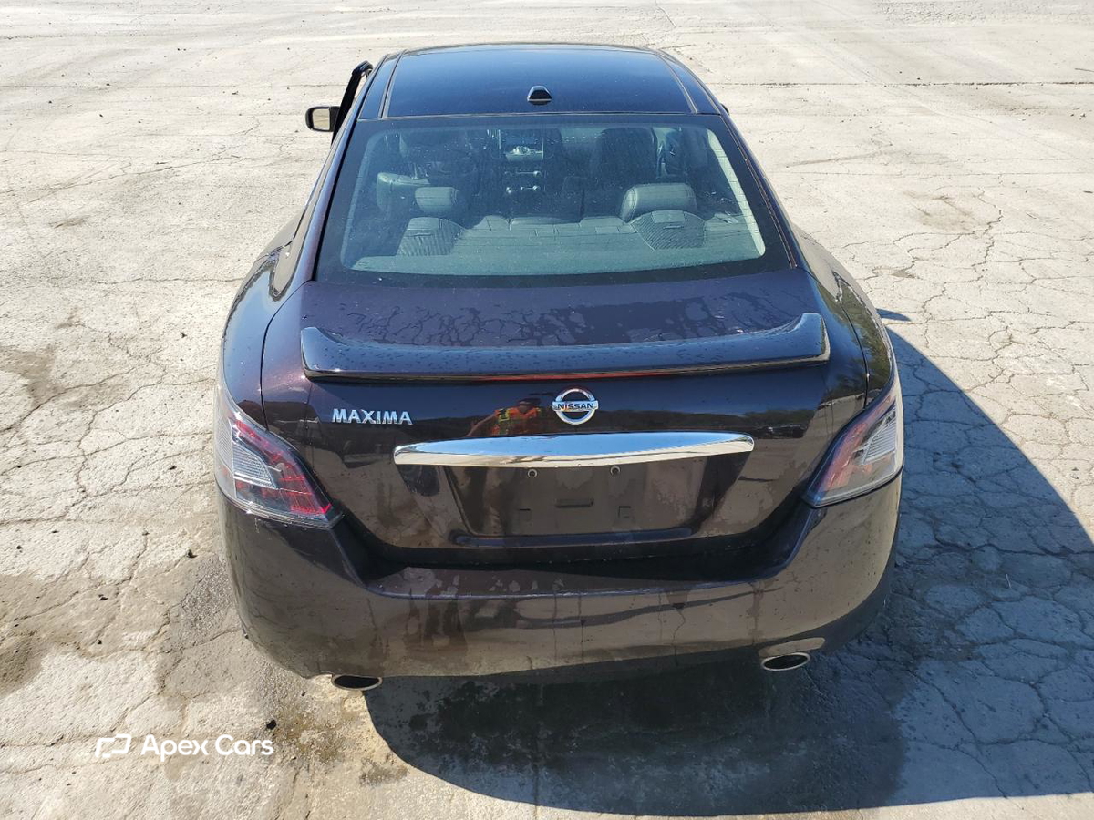 Nissan Maxima 2014