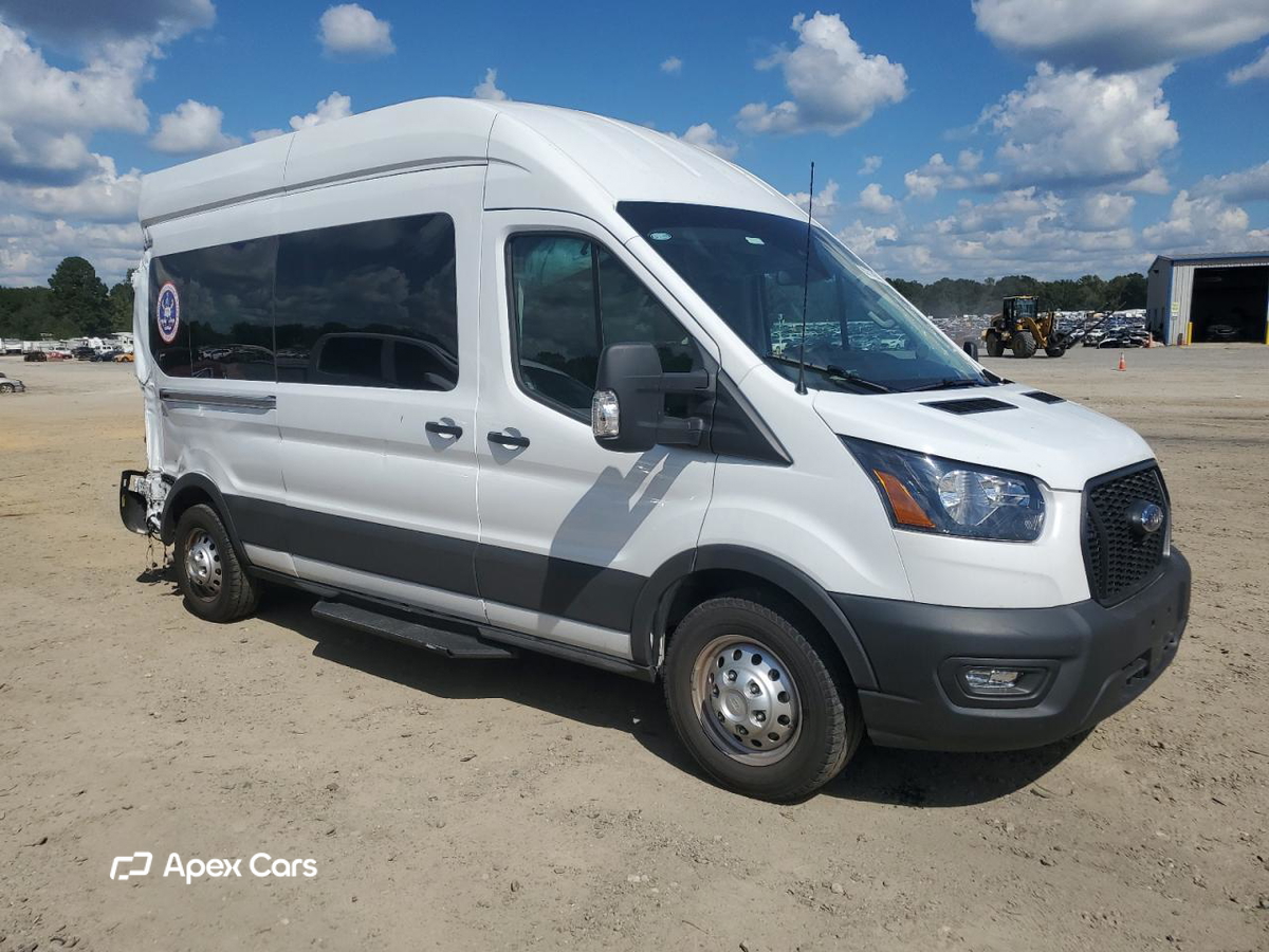 Ford Transit 2024