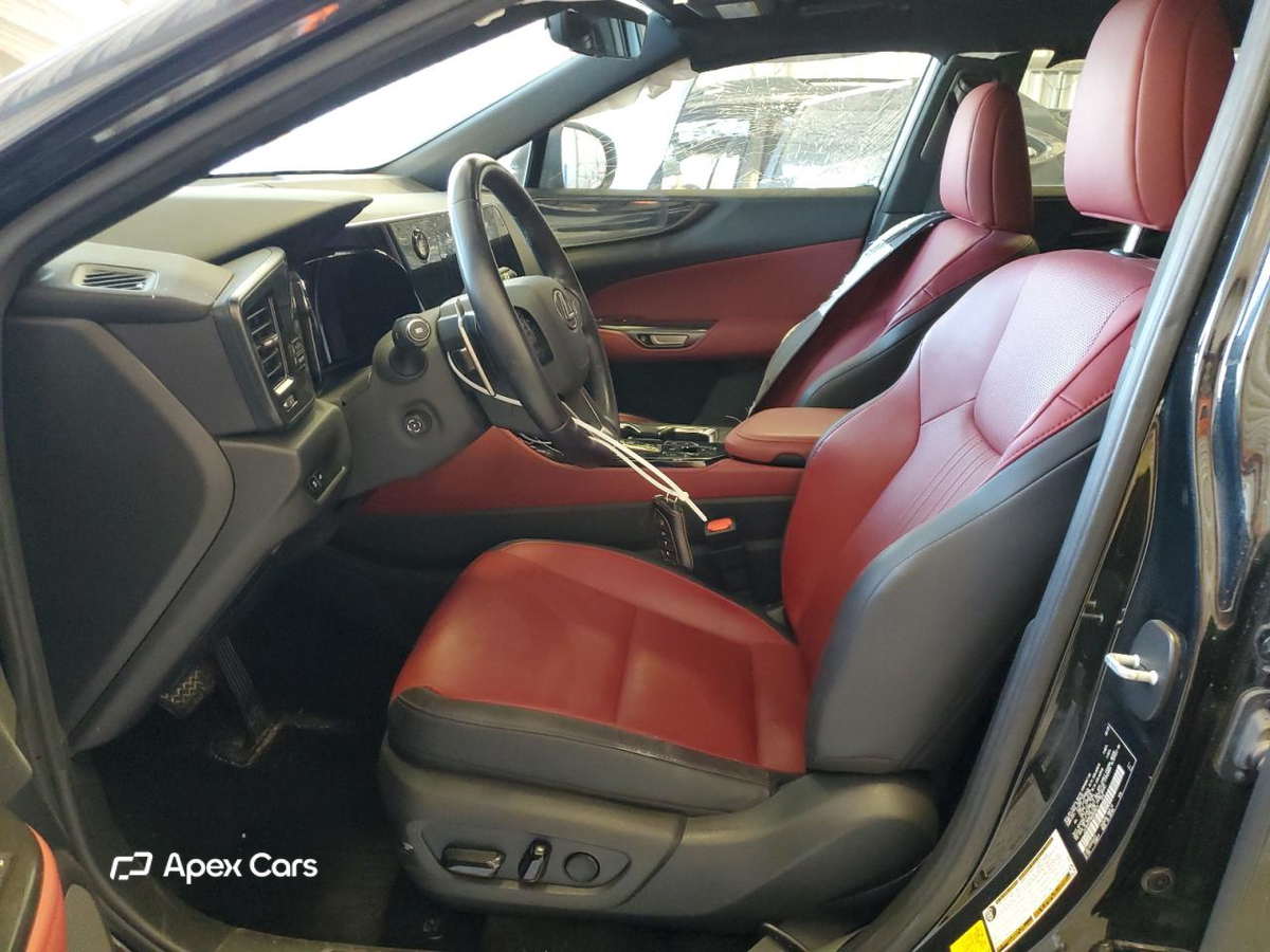 Lexus NX 2022