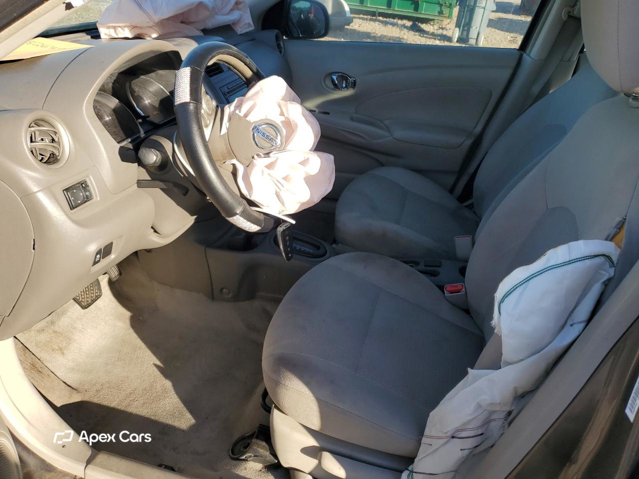 Nissan Versa 2012