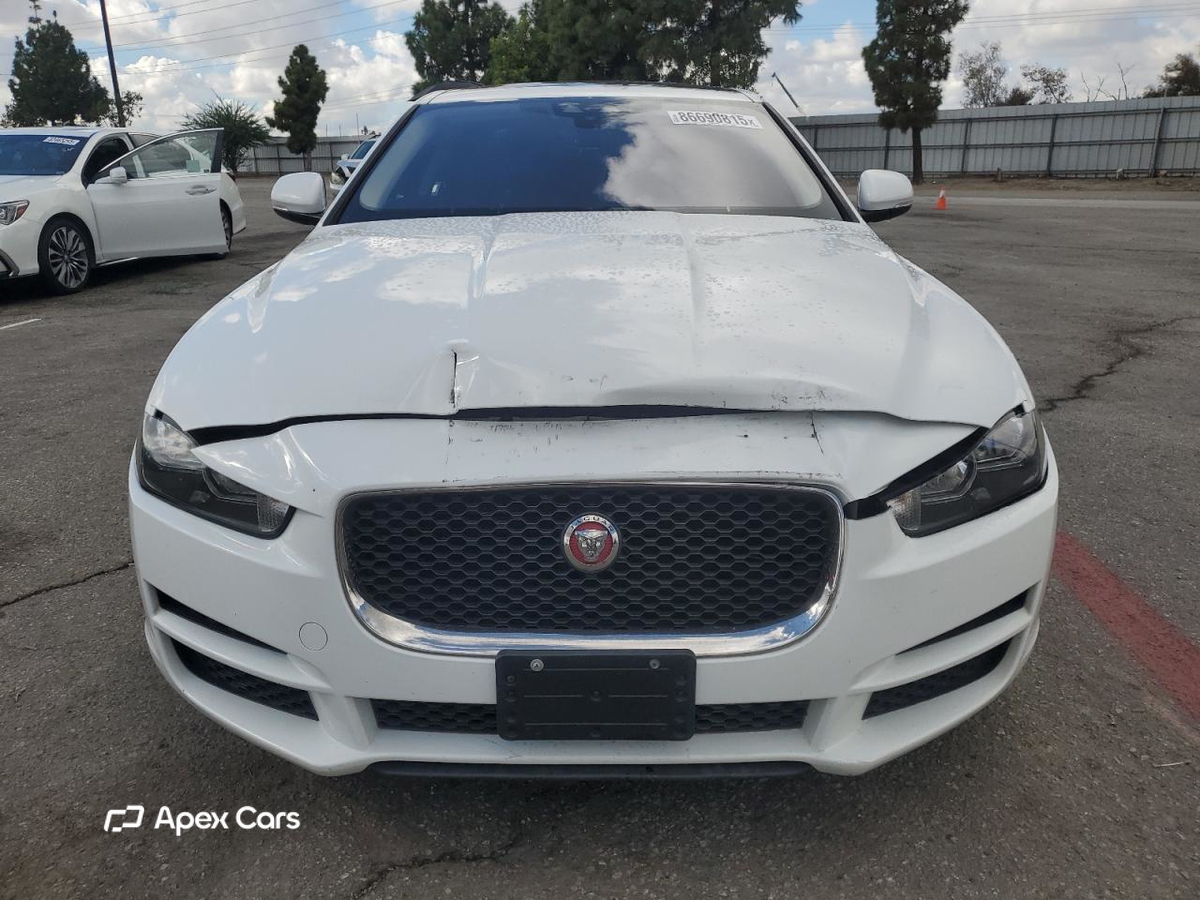 Jaguar XE 2019