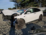 Tesla Model X 2024