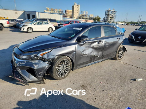 Kia Forte 2023 - Image 1 of 14
