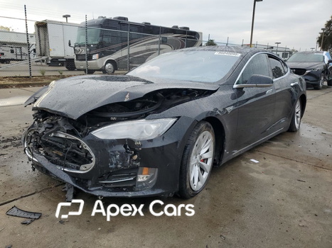 Tesla Model S 2016 - Image 1 of 13