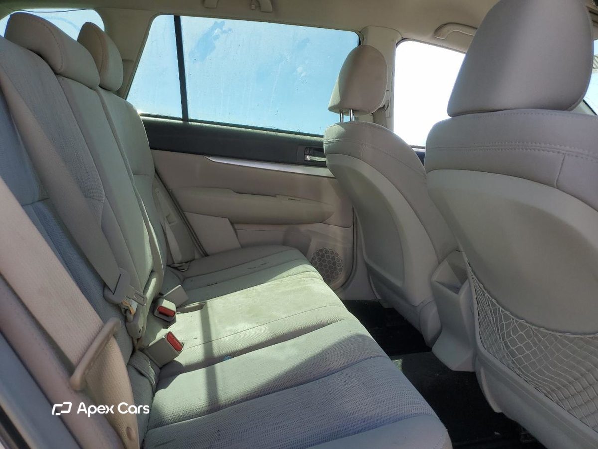 Subaru Outback 2014
