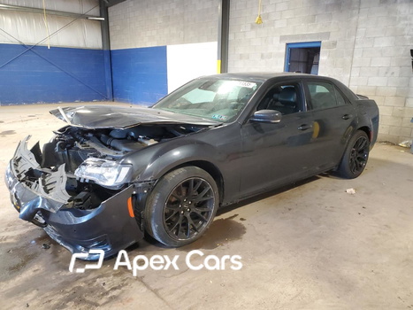 Chrysler 300 2018 - Image 1 of 13