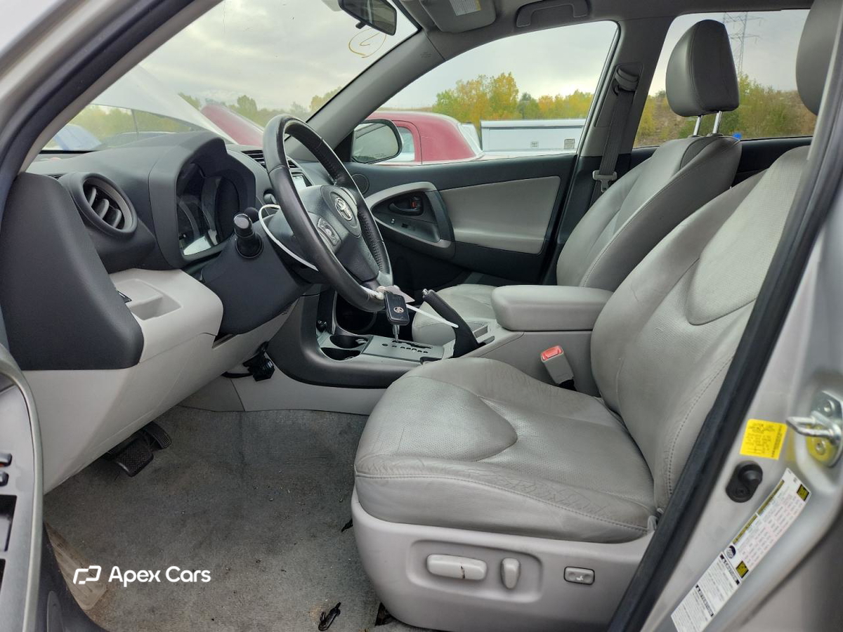 Toyota RAV 4 2011