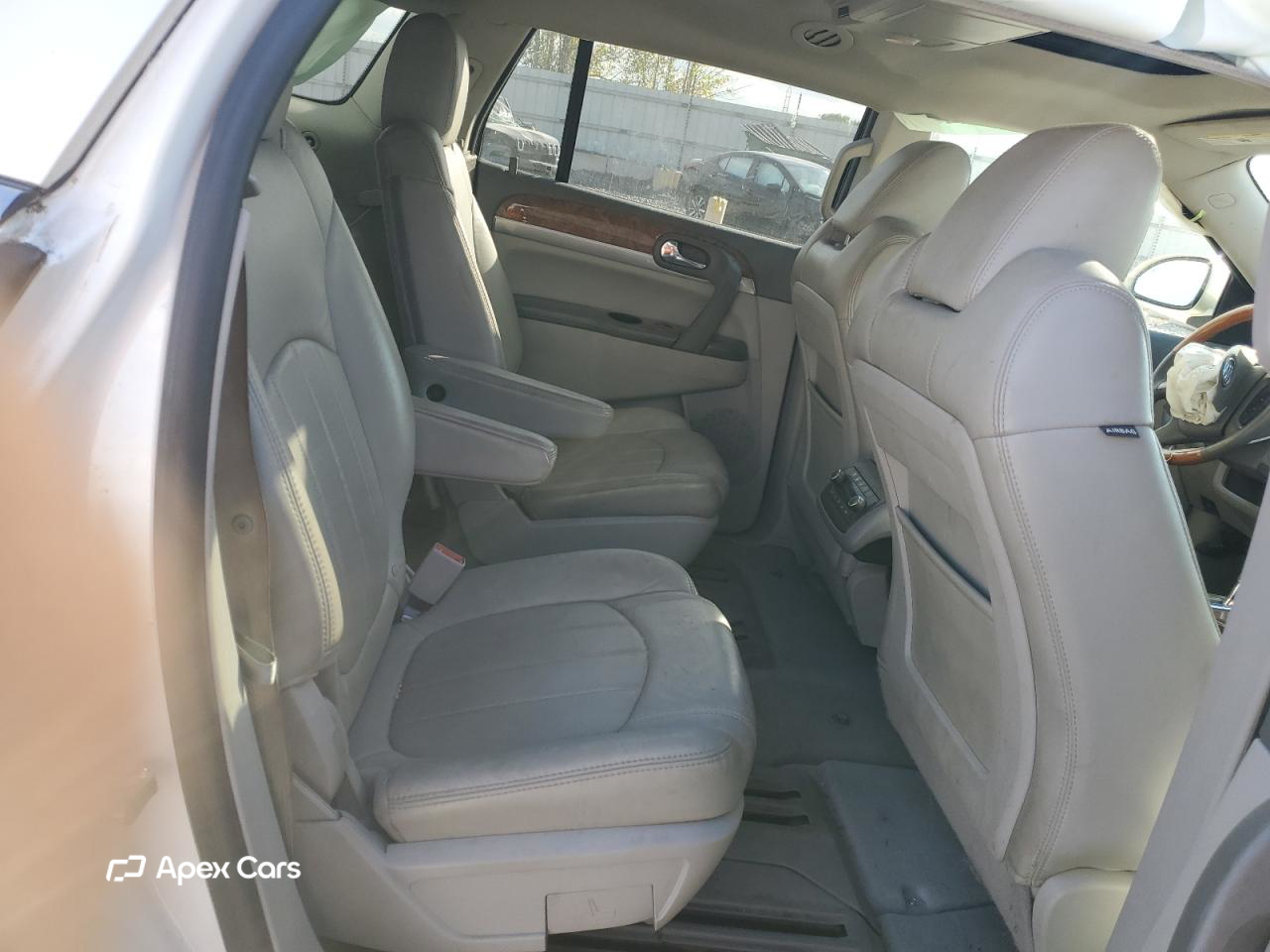 Buick Enclave 2011