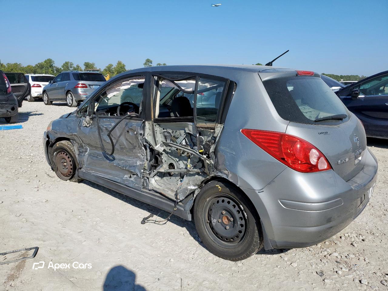 Nissan Versa 2012