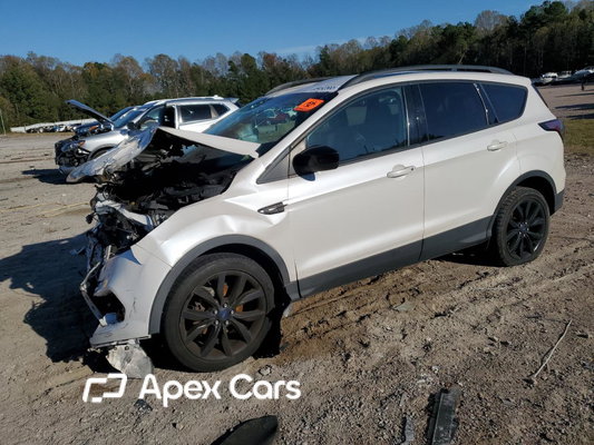 Ford Escape 2018 - Image 1 of 14