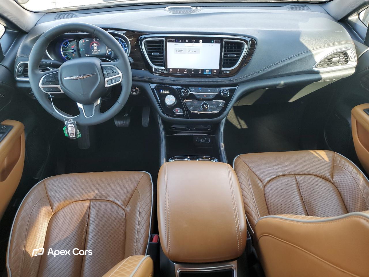 Chrysler Pacifica 2023